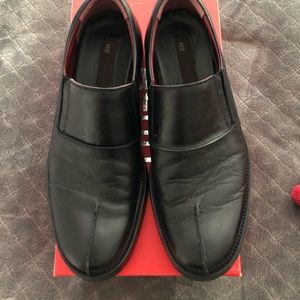 HEUN Mens Black 7/8 Shoe Preowned